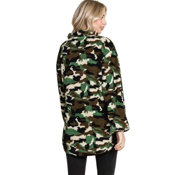 Culture Code Camo Print Faux Fur High Neck Binding Pullover Top CFU1316CP - Picture 3 of 9